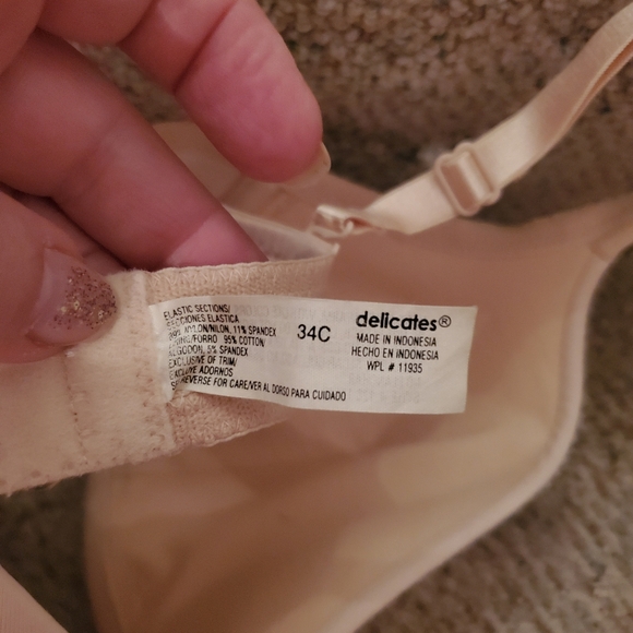 Bra delicates 34C tan with small rose in center front wpl #11935 - Picture 3 of 4